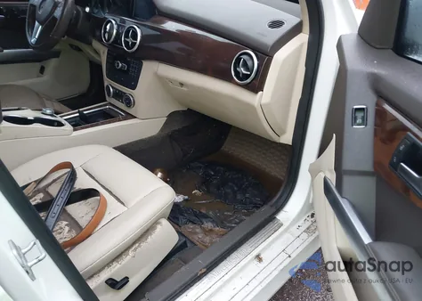 2015 Mercedes-Benz Glk 350 из США, поврежденный, VIN WDCGG5HBXFG378785